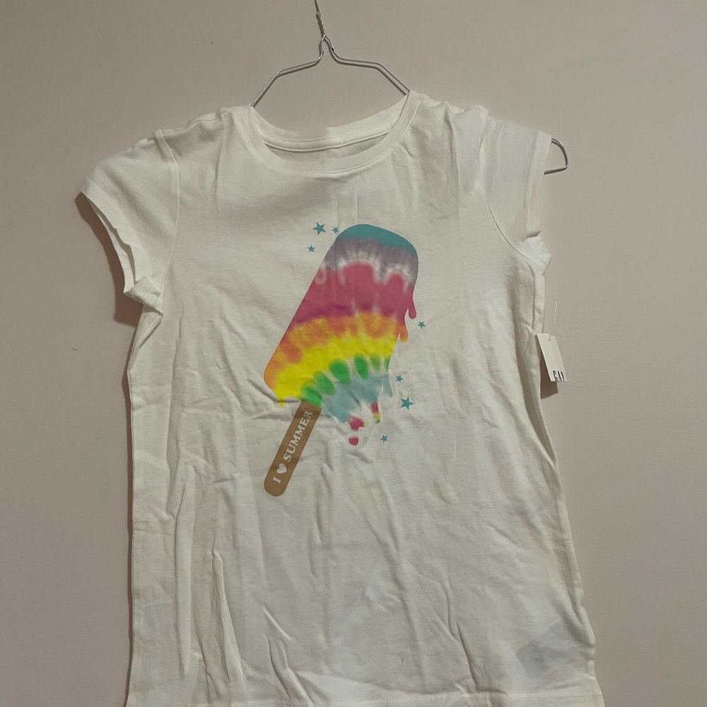 GAP White and Pink Short Sleeve Tees with Artistic Designs